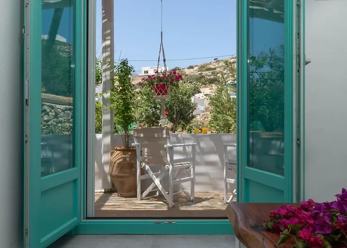 Xerolithia Aparthotel