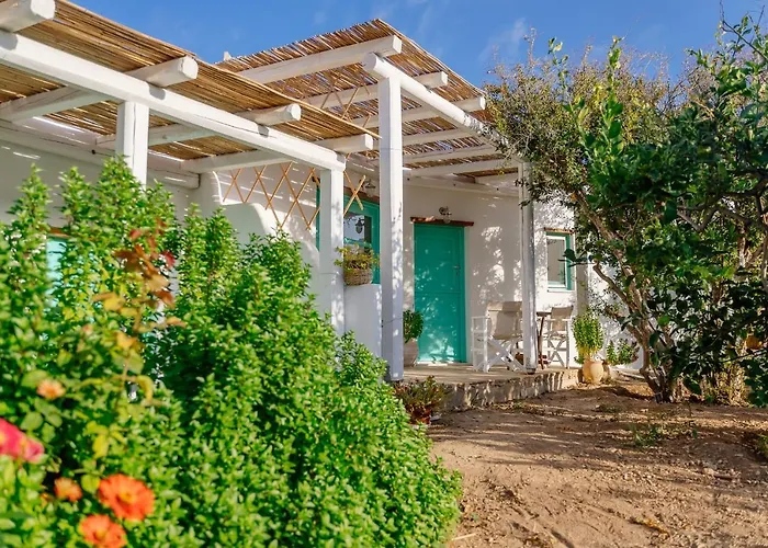 Xerolithia Aparthotel