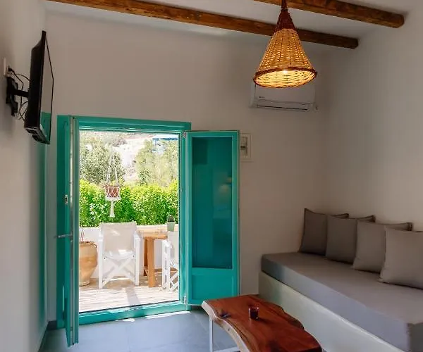 Aparthotel Xerolithia 3*