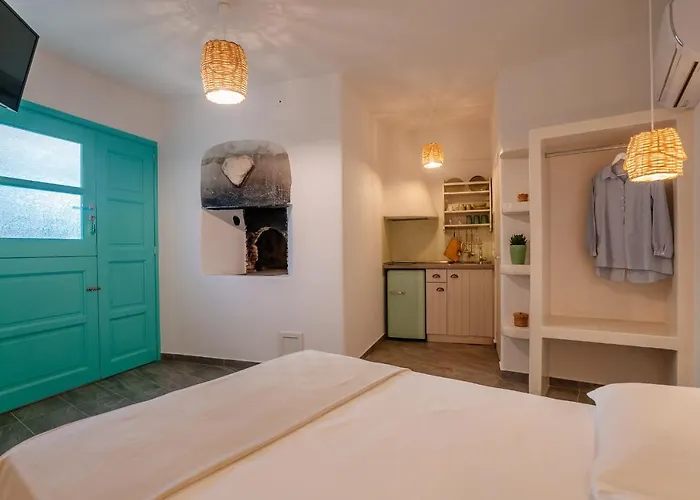 Xerolithia Aparthotel Donousa